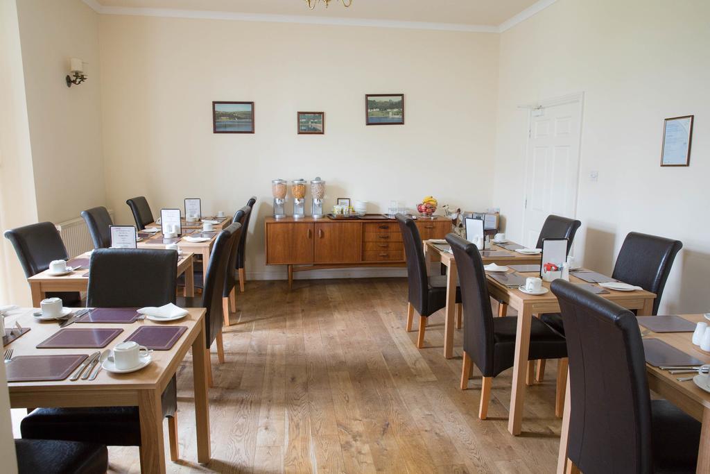 מרת'יר טידפיל Llwyn Onn Guest House מראה חיצוני תמונה