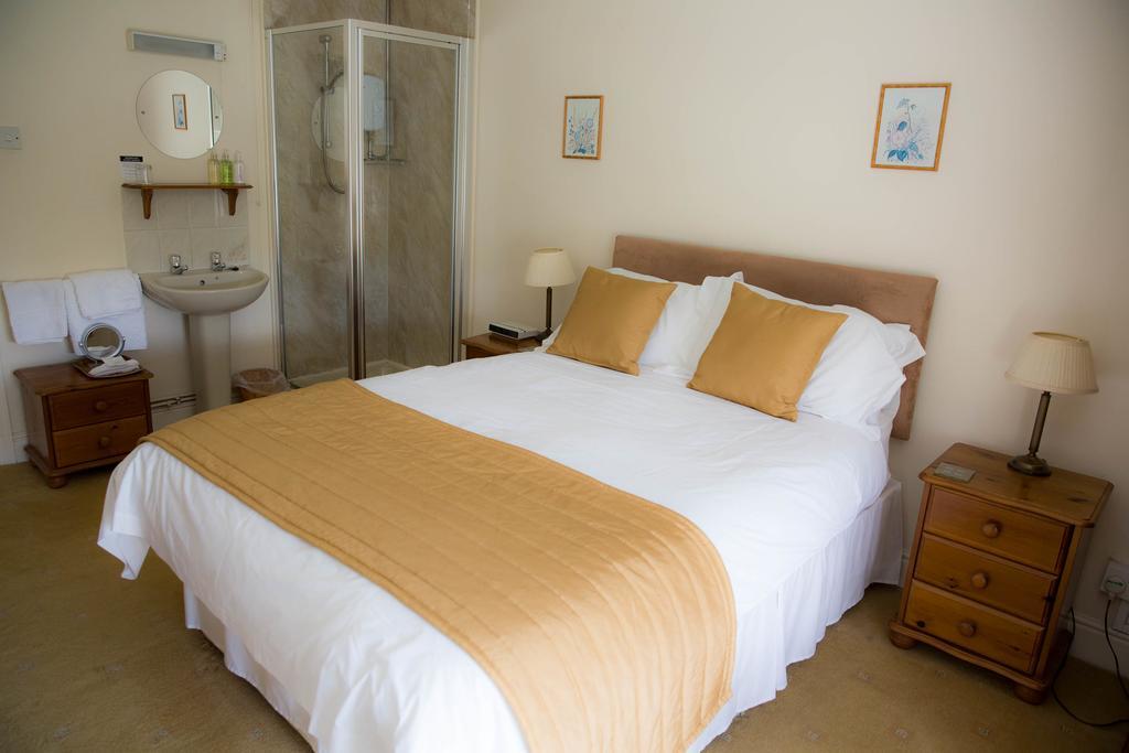 מרת'יר טידפיל Llwyn Onn Guest House מראה חיצוני תמונה