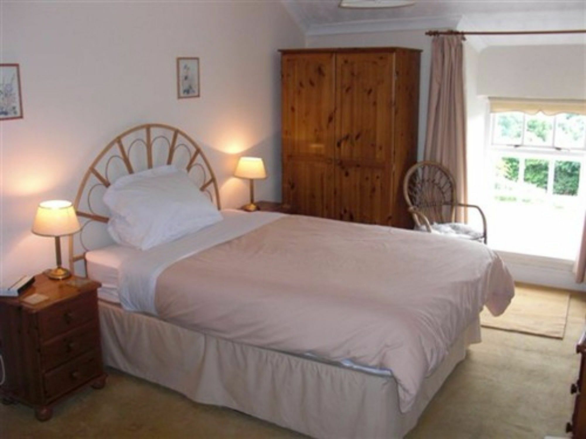 מרת'יר טידפיל Llwyn Onn Guest House מראה חיצוני תמונה